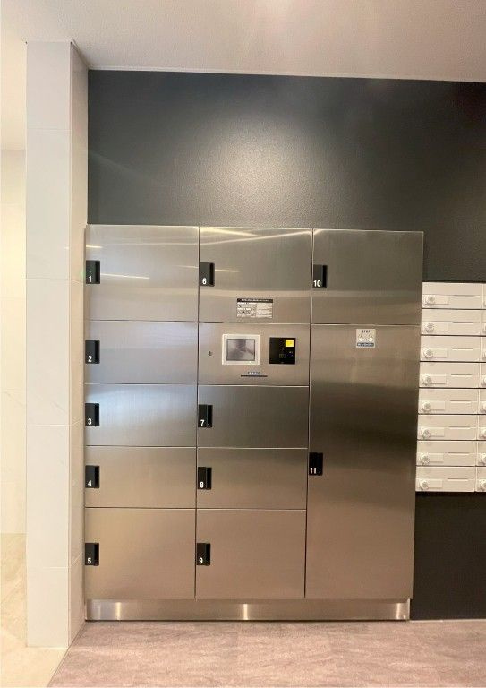 ＣＯＮＳＴＥＬＬＡＴＩＯＮのロビー