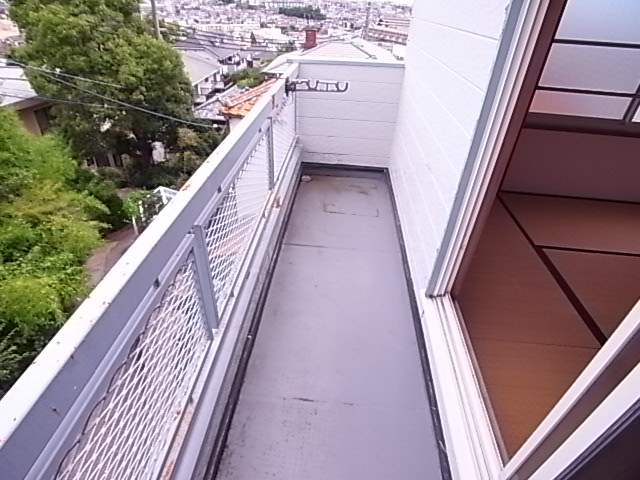 ハイツ高丸のバルコニー