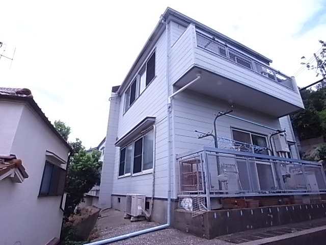 ハイツ高丸の外観