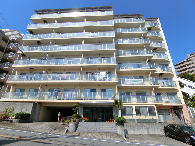 マンション妙法寺の外観