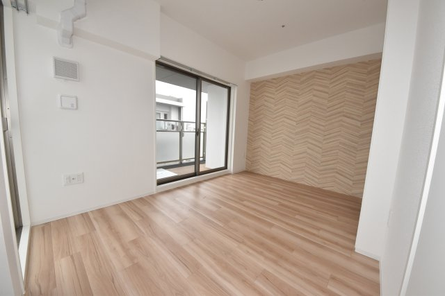 セレニテ難波グランデシュッドの寝室