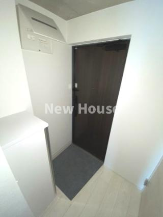 レピュア池袋本町レジデンスWESTの玄関