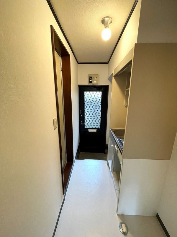 ヴィレッヂカメリアの玄関