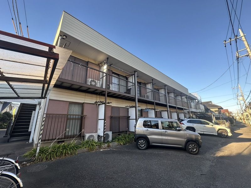 ヴィレッヂカメリアの外観