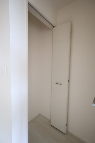 【収納】 | 《仲介手数料無料》北区東大成町２丁目317-1(2号棟)新築一戸建てブルーミングガーデン | 撮影日 2025年10月6日 14:50 晴れ