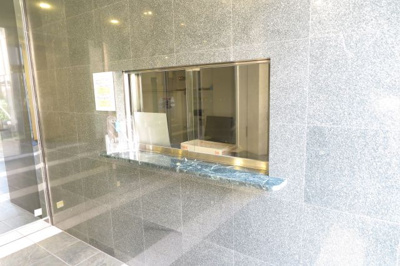 【エントランス】 | CASSIA難波