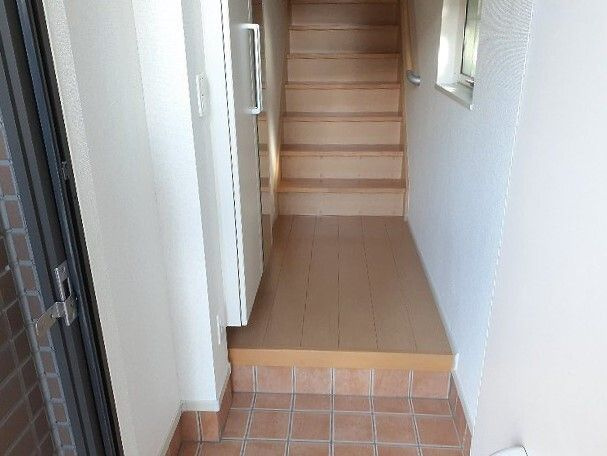 ジェルメ元中野の玄関