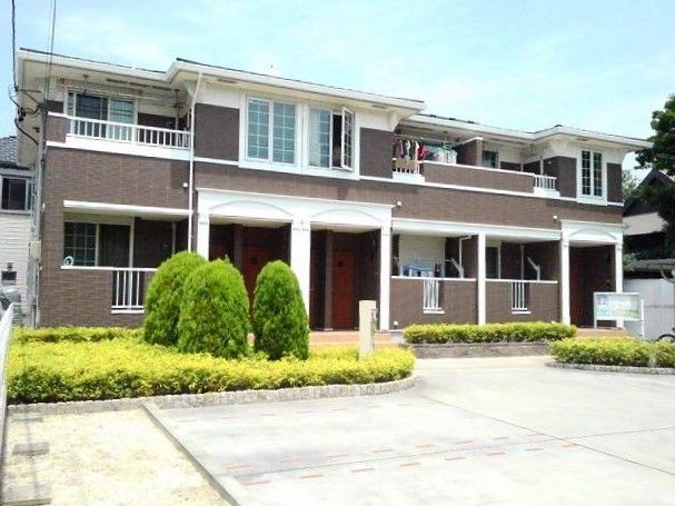 ジェルメ元中野の外観