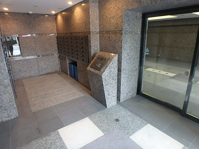 【エントランス】ルーブル東十条 