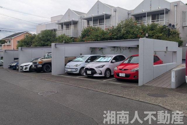 ガーデンハウス湘南の駐車場|駐車場に車を止められます