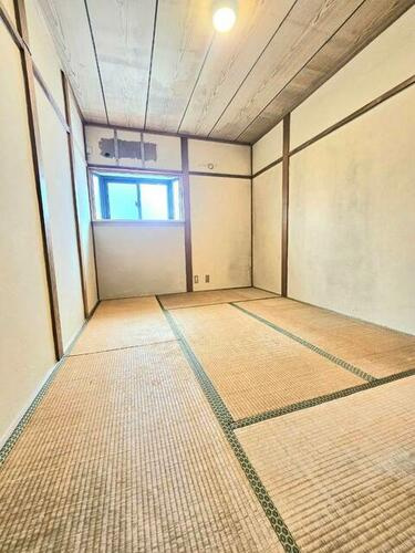 高柳７丁目　中古一戸建ての和室|和室5.0帖
■物件内覧・資金計画相談・住宅ローン相談、リフォーム相談、お問合せ受付中■
※当日・翌日のご内覧、ご相談はお電話でのお問合せがスムーズです！