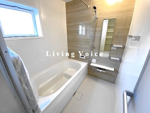 【浴室】 | 【仲介手数料０円】秦野市下大槻　新築一戸建て　2号棟　全2棟 | 秦野市下大槻　新築一戸建て　全2棟