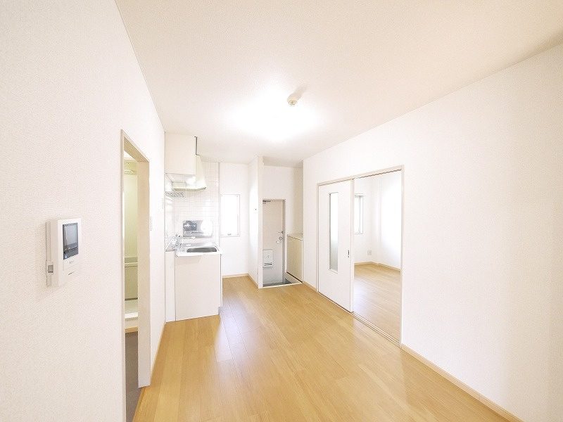 パークヒル光明の居間・リビング|ゆったり過ごせる居間です