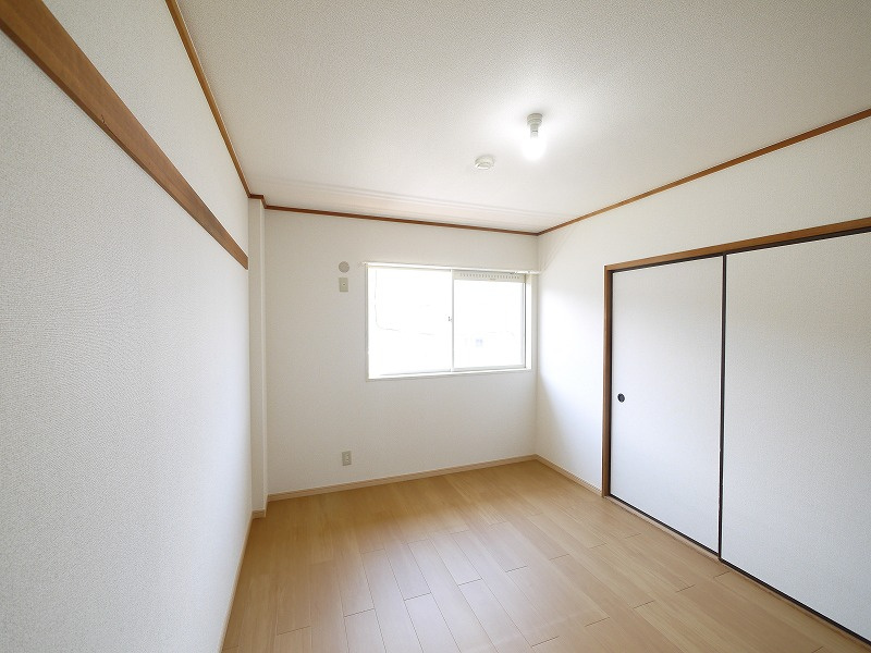 パークヒル光明の洋室|きれいな洋室です