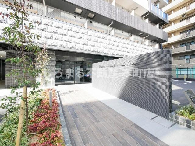 プレサンス堺筋本町センティスのエントランス