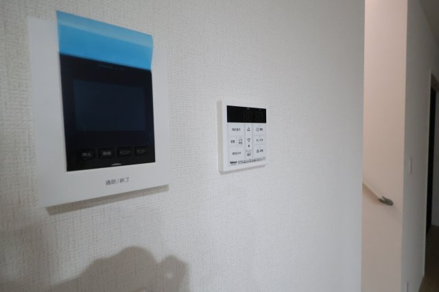 《仲介手数料無料》上尾市大字平塚2159-14(全1戸)新築一戸建てグラファーレのセキュリティ|撮影日 2025年11月28日 12:50 晴れ