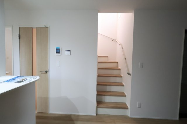 《仲介手数料無料》上尾市大字平塚2159-14(全1戸)新築一戸建てグラファーレの内装|撮影日 2025年11月28日 12:50 晴れ