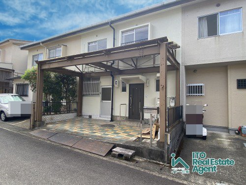 岩倉中在地町 中古テラス