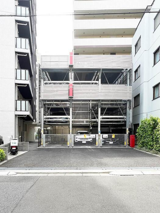 D-room早稲田の駐車場