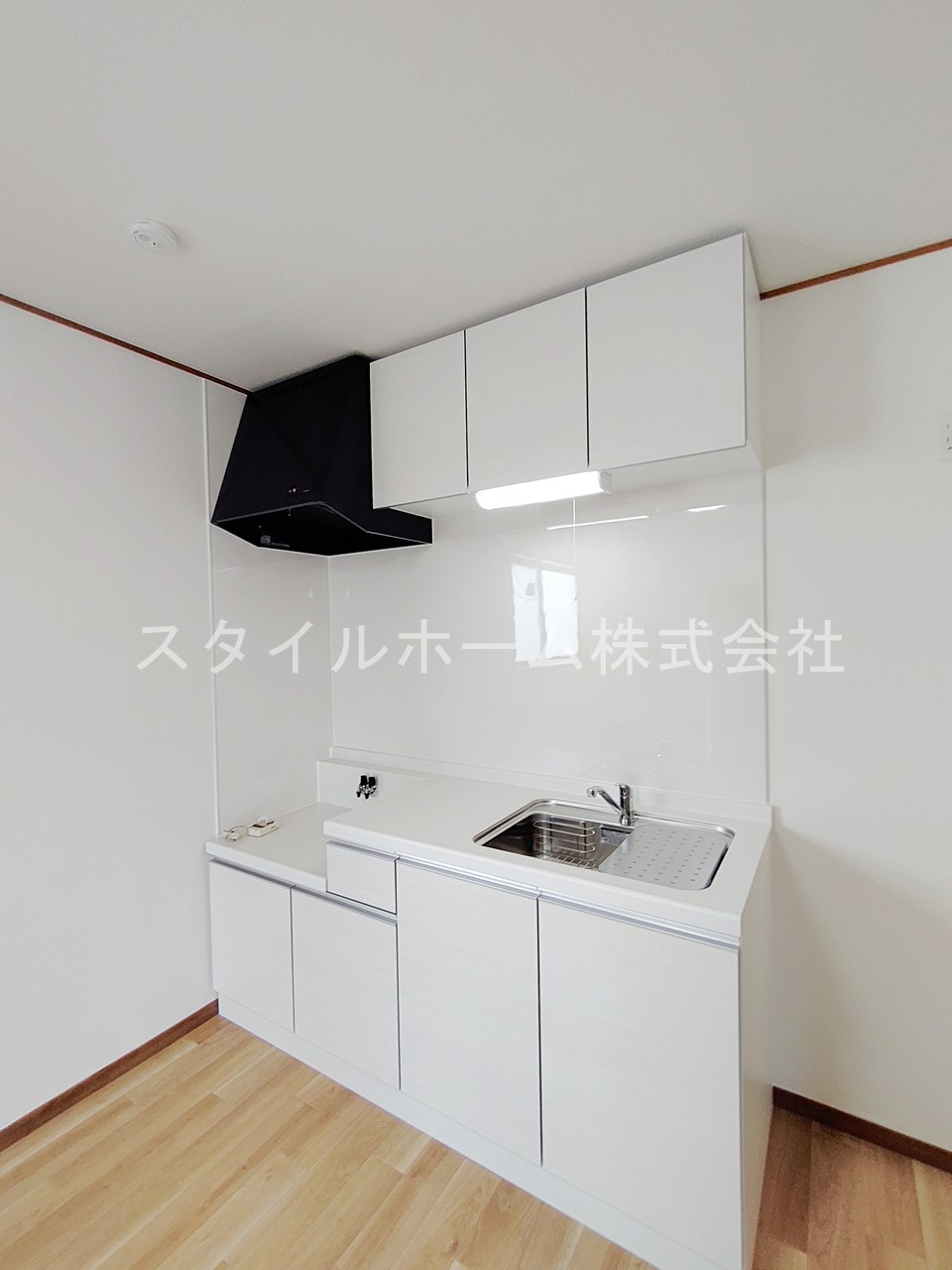 ネヴァーハウスのキッチン