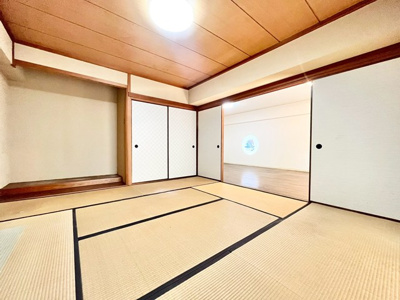【和室】 | モンテベルデ古江台 | 現在ご返済中のカーローン・カードローン・教育ローンなどを住宅ローンに一本化したり、家具家電購入費用・引越し費用を住宅ローンと組み合わせるなど、お客さまにメリットの多い住宅ローンのご提案が可能です。