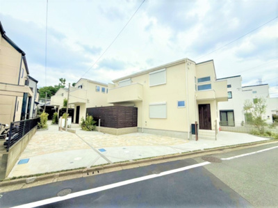 【外観】 | 【仲介手数料３１０万円が無料！！】■ＬＤＫ２１帖＋ウッドデッキテラス■１０４平米 | 【仲介手数料３１０万円が無料！！】
■ＬＤＫ２１帖＋広々テラス
■４ＬＤＫ＋車庫
■延床１０４平米
■高断熱住宅
■省エネ性能ラベル
■内覧可能