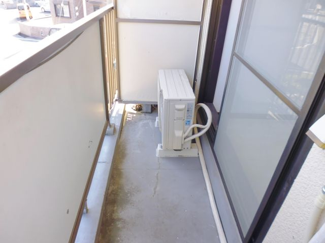 シャンポール藤井のバルコニー