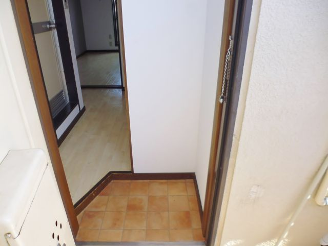 シャンポール藤井の玄関