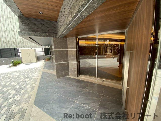Alivis船橋Eastのエントランス