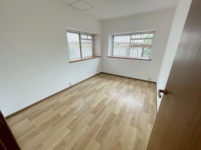 エクレールフジの洋室|コンパクトで使いやすい洋室です