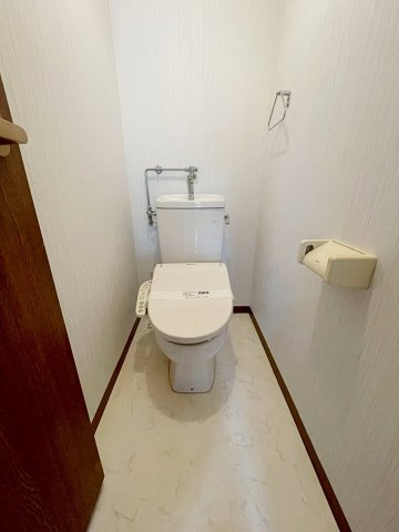 エクレールフジのトイレ|清潔感のあるトイレです
