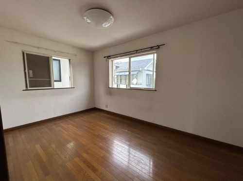 【洋室】 | 【仲介手数料０円】秦野市新町　中古一戸建て | 【仲介手数料０円】秦野市新町　中古一戸建て