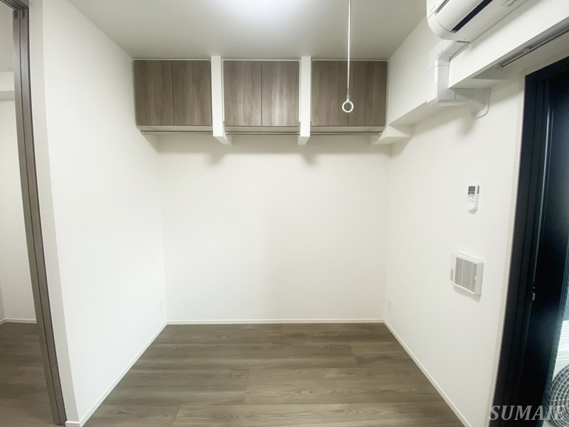 S-RESIDENCE王子Nordの居間・リビング|こちらのリビングで趣味の時間をお楽しみください