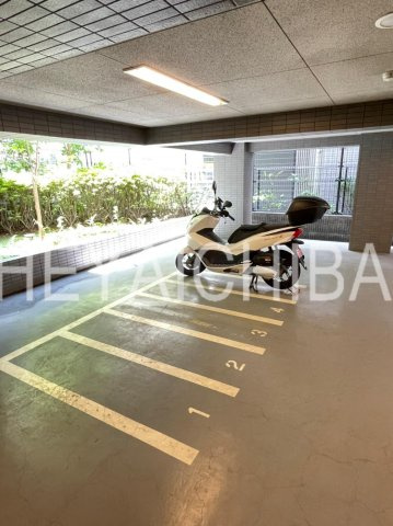 ルーブル森下のその他共用部分|バイク置き場