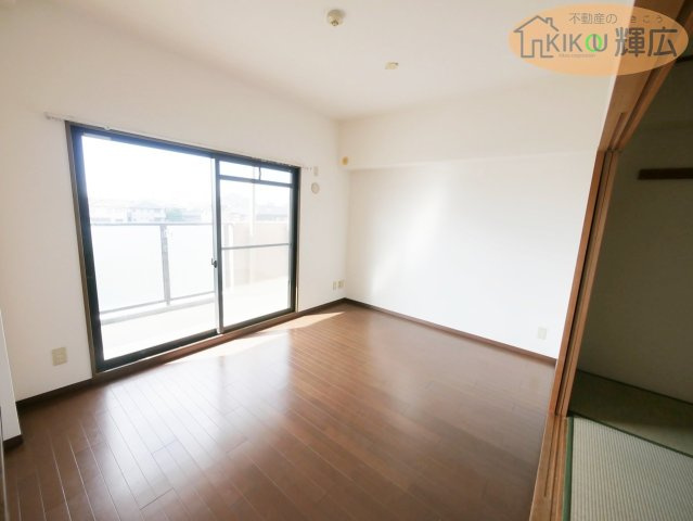 【居間・リビング】 | グランプレステージ明石魚住　3階