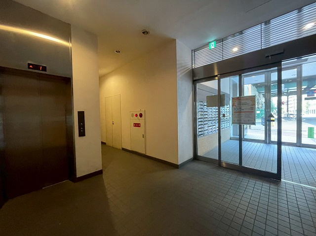 キャッスル北沢新大阪のロビー