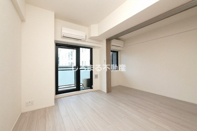 S-RESIDENCE堺筋本町Deuxの居間・リビング