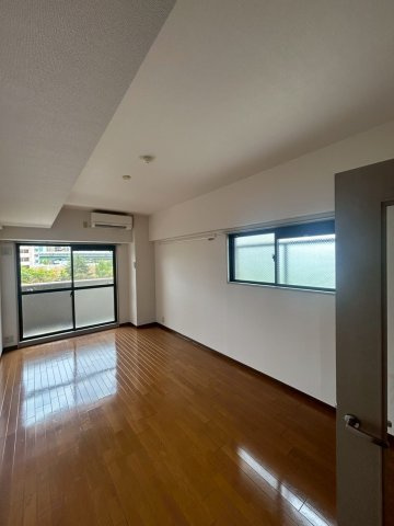 ルミナス新栄　名古屋市賃貸　仲介手数料無料の居間・リビング