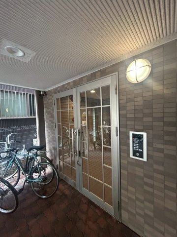 ルミナス新栄　名古屋市賃貸　仲介手数料無料のエントランス