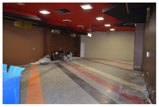 深井センタービルの内装