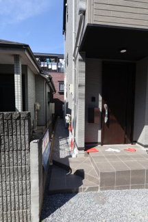 【外観】 | 撮影日 2025年9月26日 12:50 晴れ