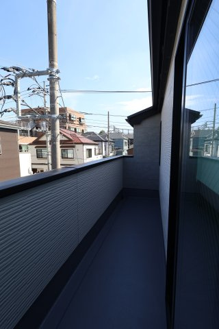 《仲介手数料無料》緑区太田窪１丁目12-18(2号棟)新築一戸建てリガーレのバルコニー|2025年9月26日 12:50 晴れ