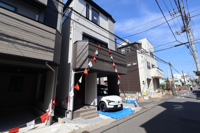 《仲介手数料無料》緑区太田窪１丁目12-18(2号棟)新築一戸建てリガーレの外観|2025年9月26日 12:50 晴れ