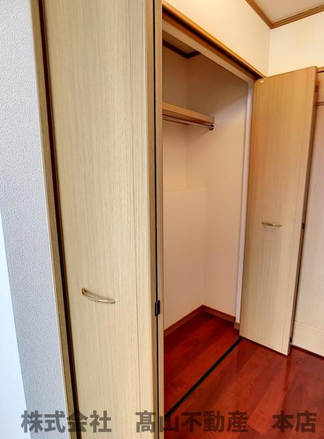 エルカーサの収納