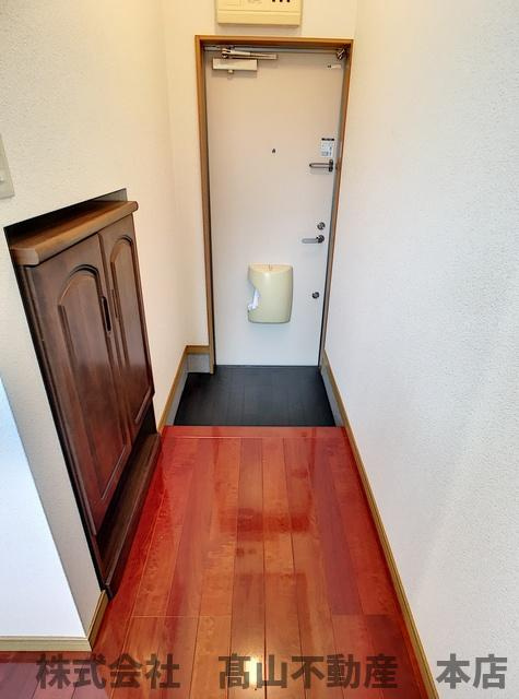 エルカーサの玄関