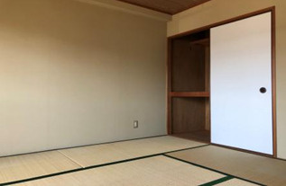 シャトル大久保の和室