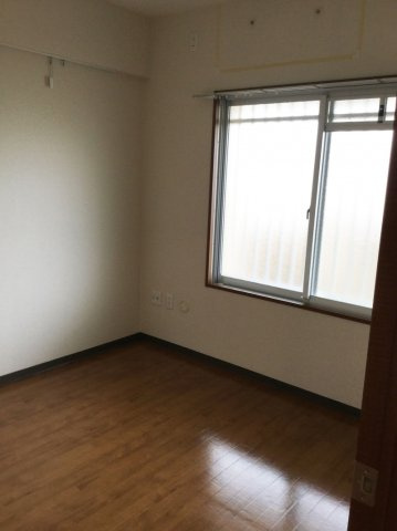 大阪市阿倍野区相生通１丁目の賃貸マンションの居間・リビング