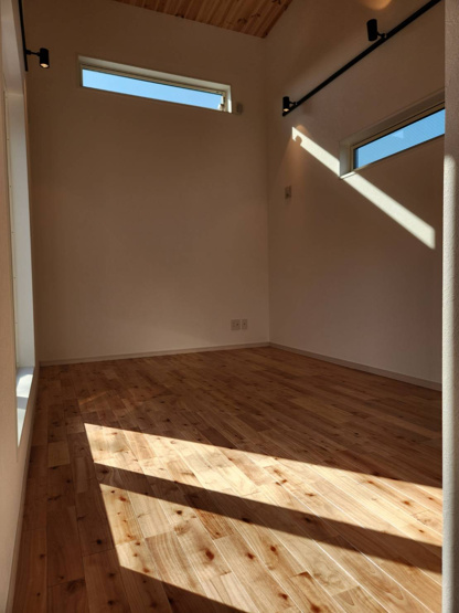 【居間・リビング】 | 茅ヶ崎市柳島海岸新築分譲住宅　全３棟