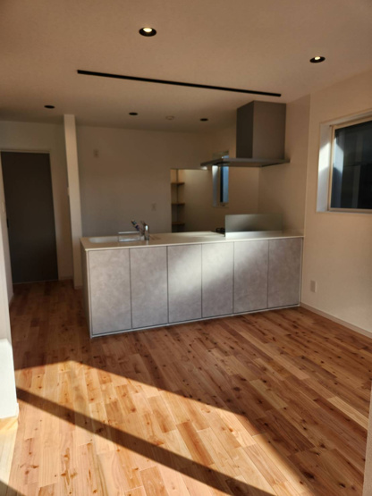 【居間・リビング】 | 茅ヶ崎市柳島海岸新築分譲住宅　全３棟