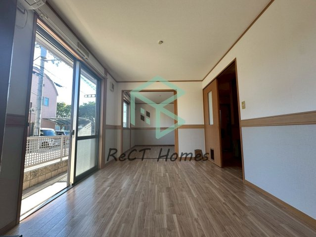 コンフォート加茂の居間・リビング